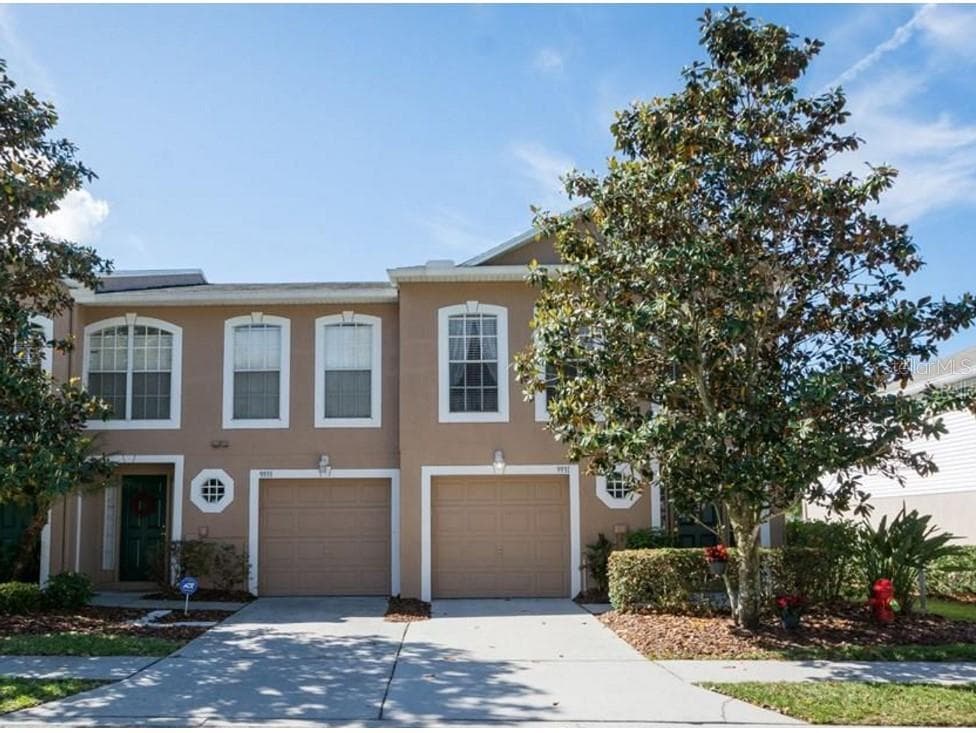 9931 ASHBURN LAKE DRIVE TAMPA, FL 33610