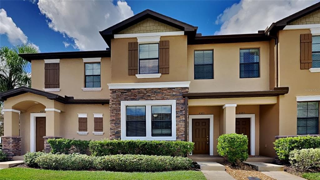 4385 FENNWOOD COURT WESLEY CHAPEL, FL 33543