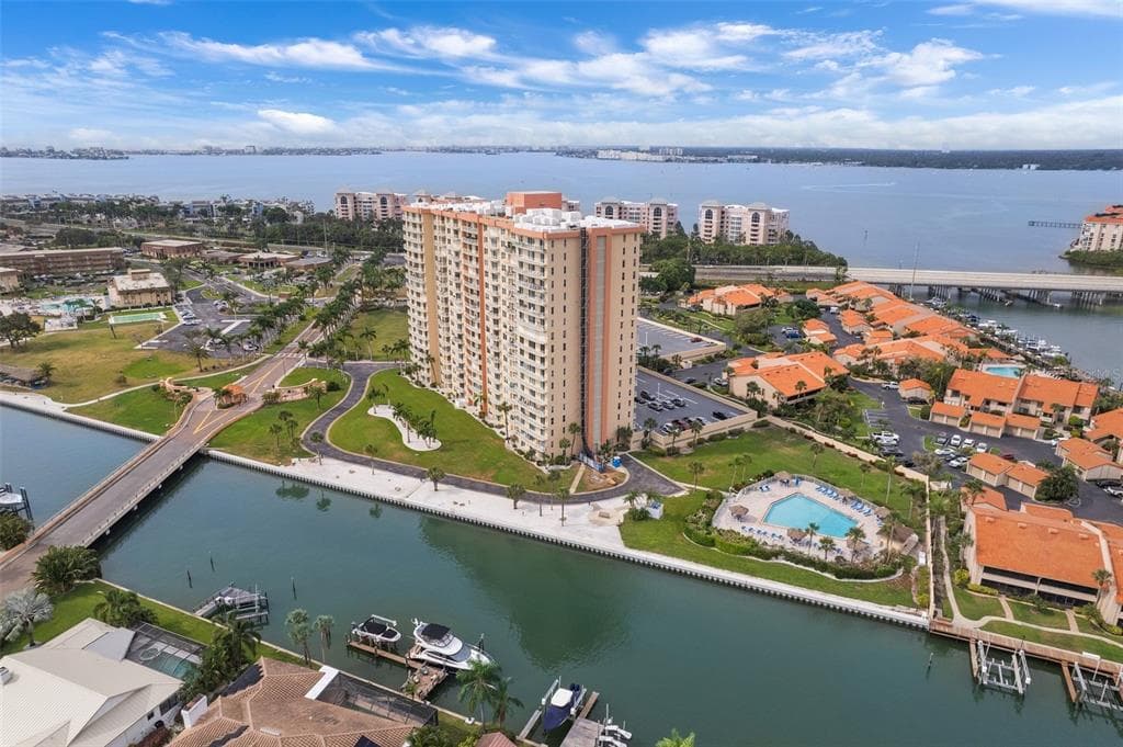 4900 BRITTANY DRIVE S UNIT 905