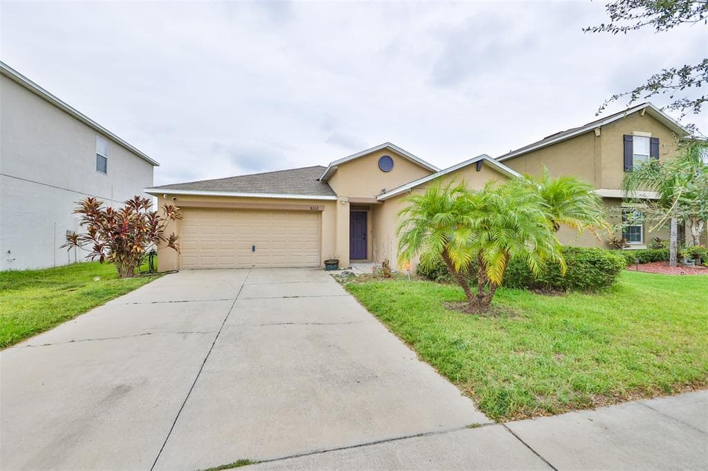 8212 CHERRY BRANCH DRIVE