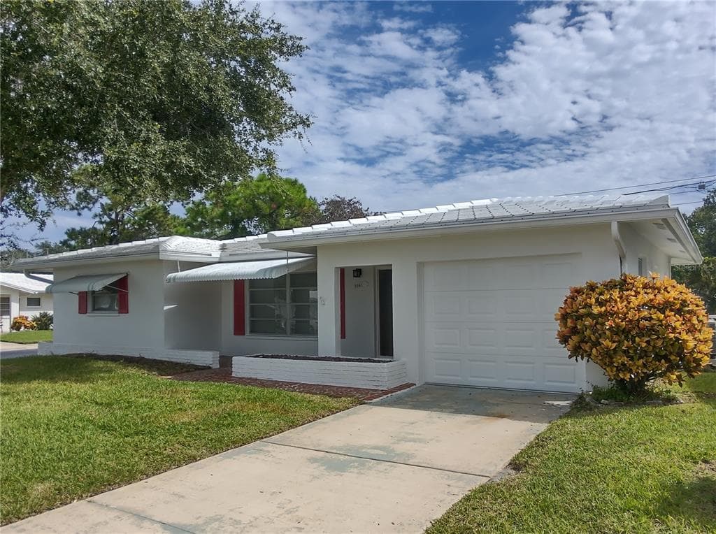 9961 34TH WAY N UNIT 4 PINELLAS PARK, FL 33782