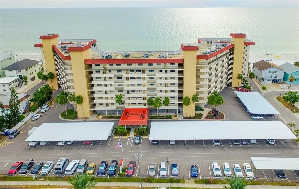 18304 GULF BOULEVARD UNIT 614 REDINGTON SHORES, FL 33708