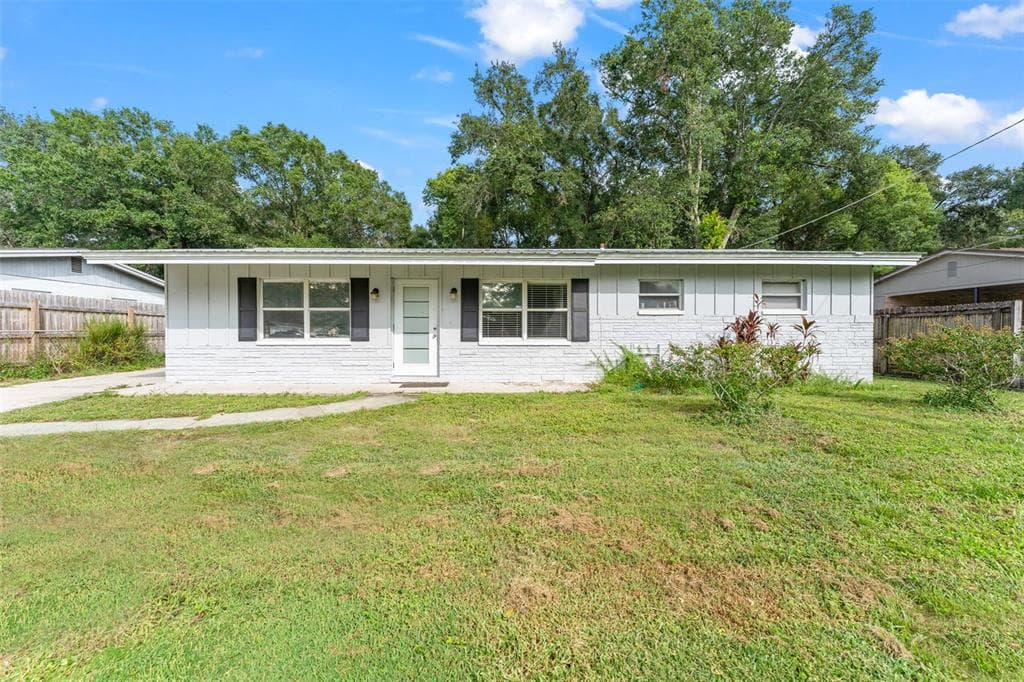 4031 FAWN CIRCLE TAMPA, FL 33610