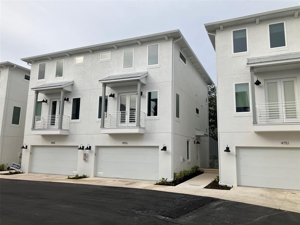 4753 LEGACY PARK DRIVE TAMPA, FL 33611