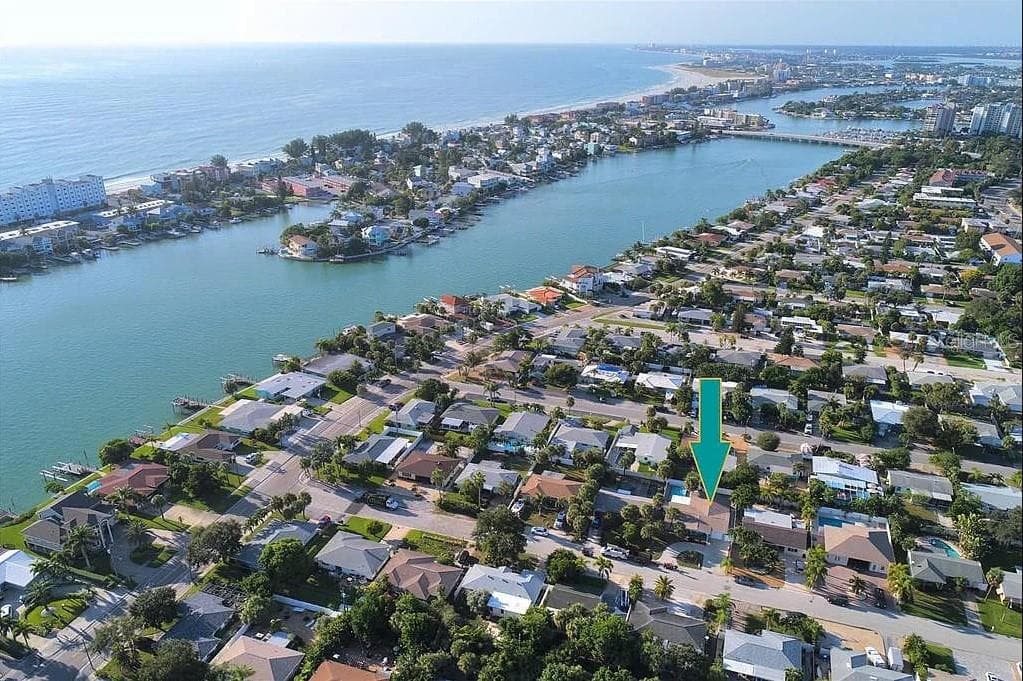 453 85TH AVENUE ST PETE BEACH, FL 33706