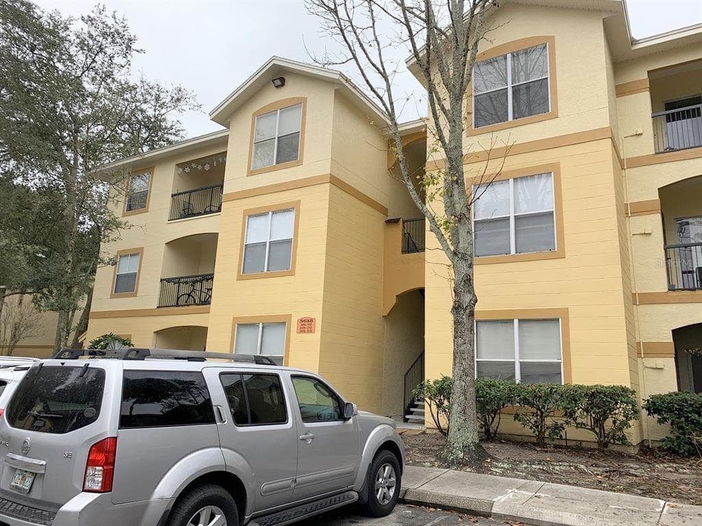 5618 PINNACLE HEIGHTS CIRCLE UNIT 312 TAMPA, FL 33624