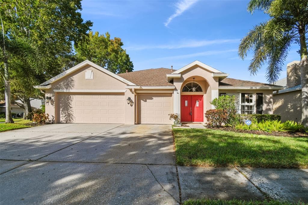 10333 ABBOTSFORD DRIVE TAMPA, FL 33626