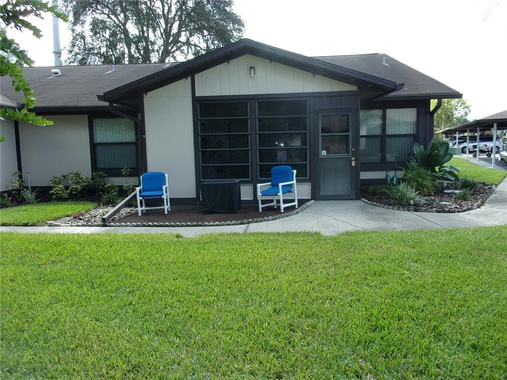 4550 BLOSSOM BOULEVARD UNIT D ZEPHYRHILLS, FL 33542