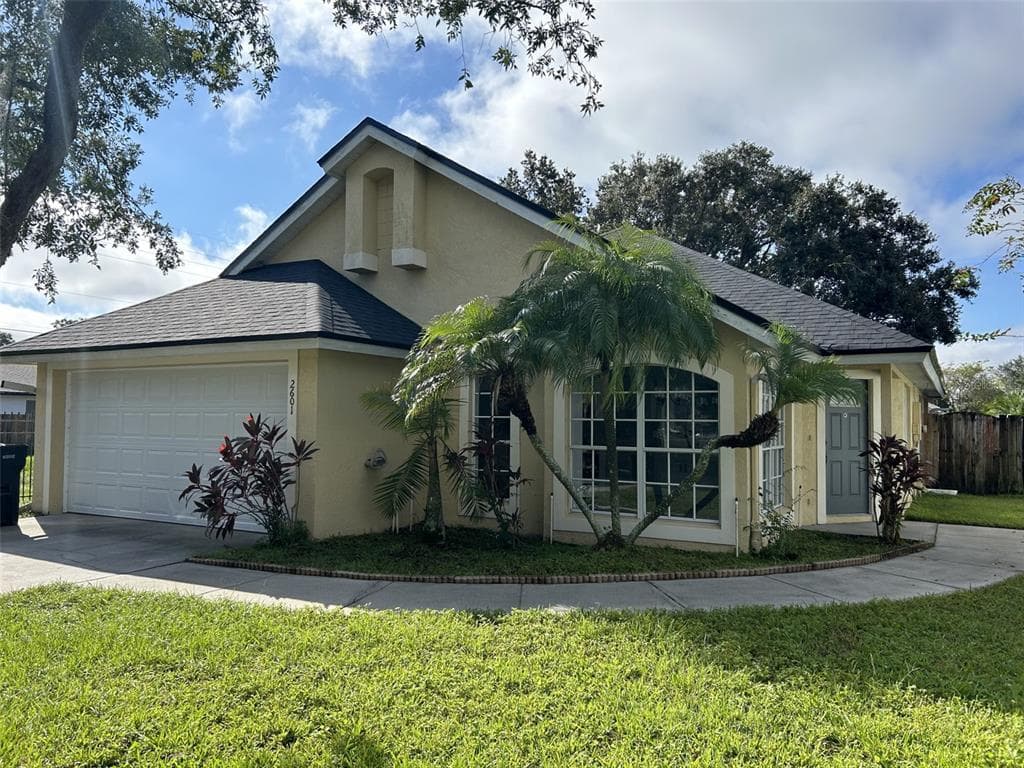 2601 PINE GLEN COURT ORLANDO, FL 32833