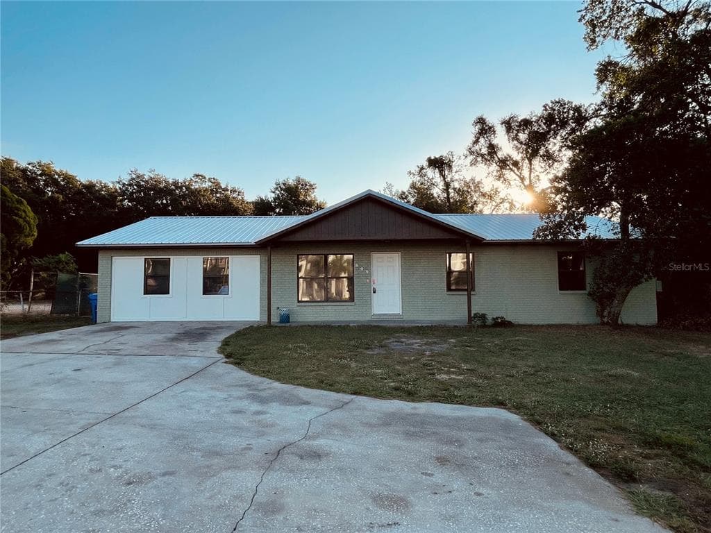 809 S KINGS AVENUE BRANDON, FL 33511