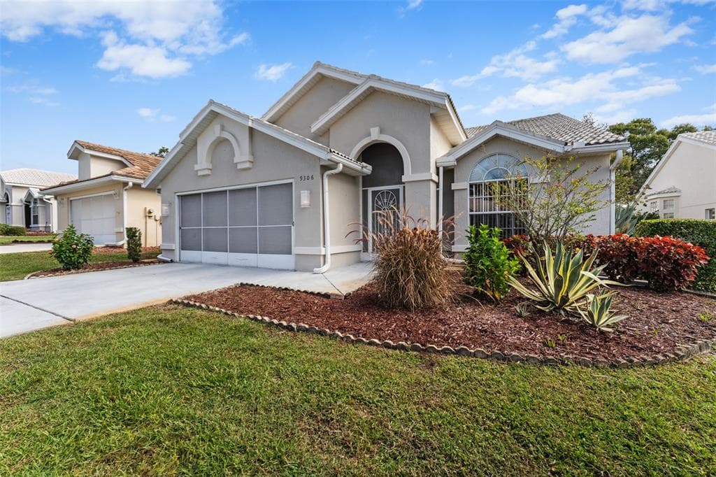 9306 FRENCH QUARTERS CIRCLE