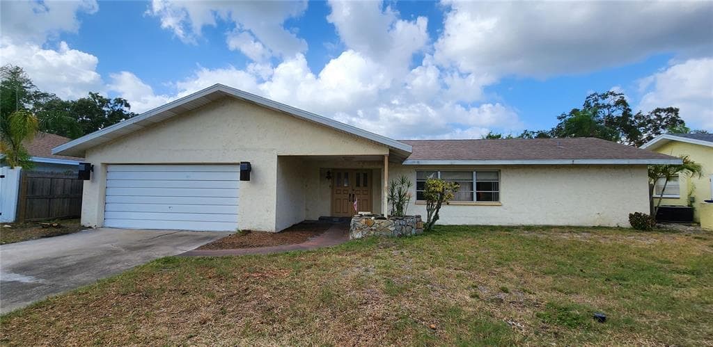 13193 84TH TERRACE SEMINOLE, FL 33776