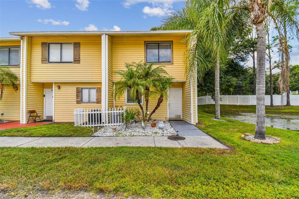 4427 DYLAN LOOP UNIT 190 LAND O LAKES, FL 34639