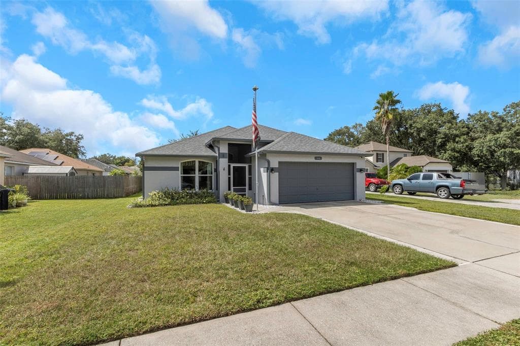 4806 DUNQUIN PLACE TAMPA, FL 33610