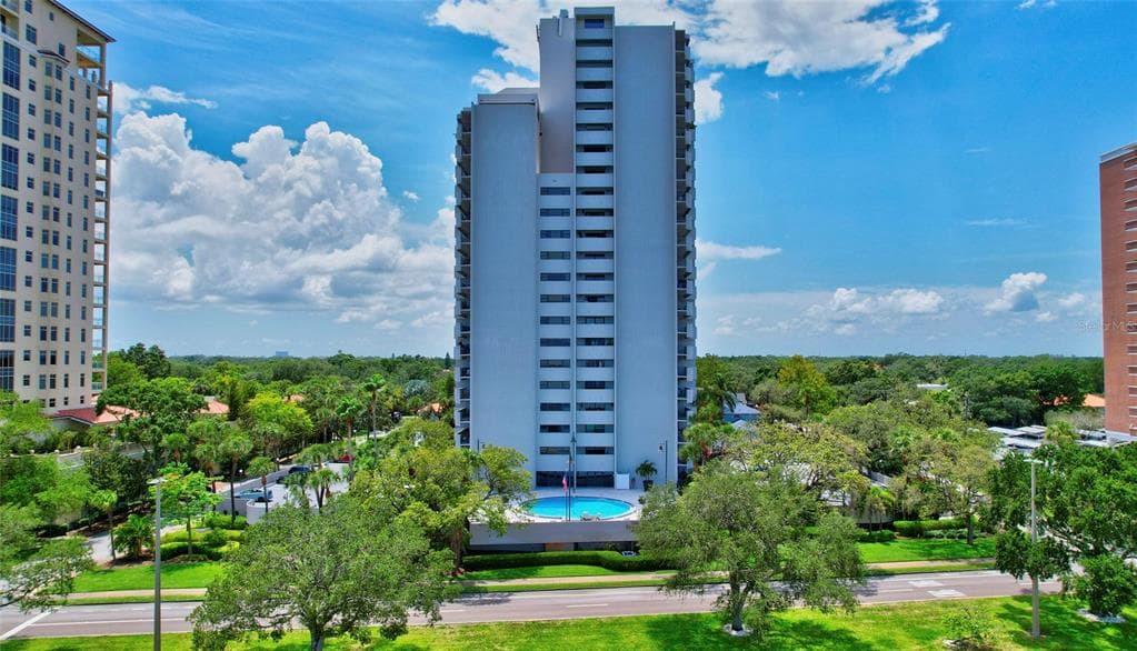 4141 BAYSHORE BOULEVARD UNIT 2002 TAMPA, FL 33611