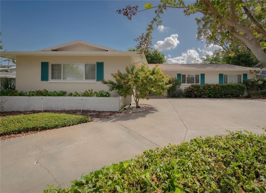 1869 SOUTHWOOD LANE CLEARWATER, FL 33764