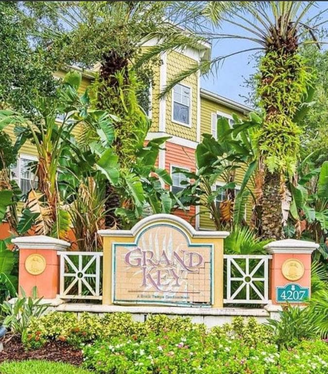4207 S DALE MABRY HIGHWAY UNIT 12102