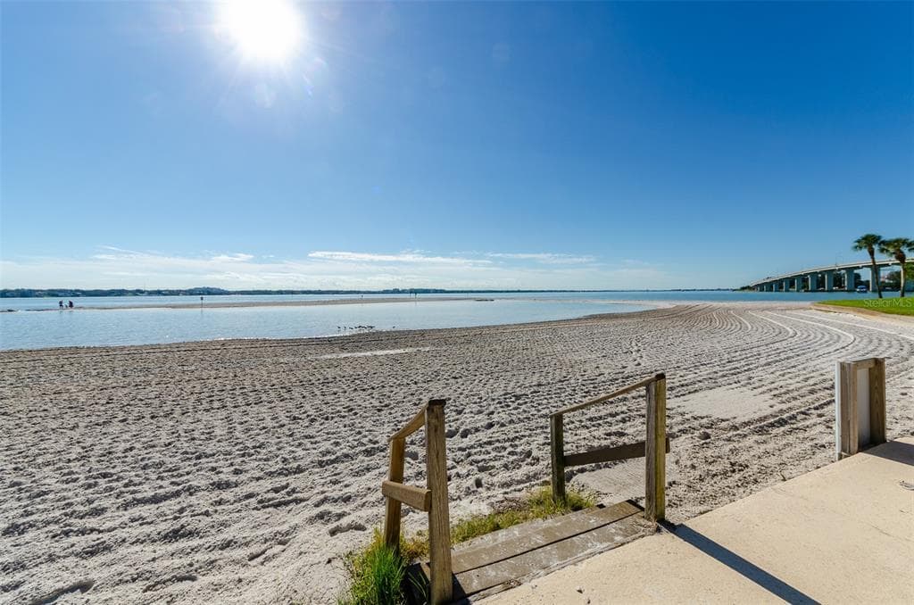 830 S GULFVIEW BOULEVARD UNIT 406 CLEARWATER, FL 33767