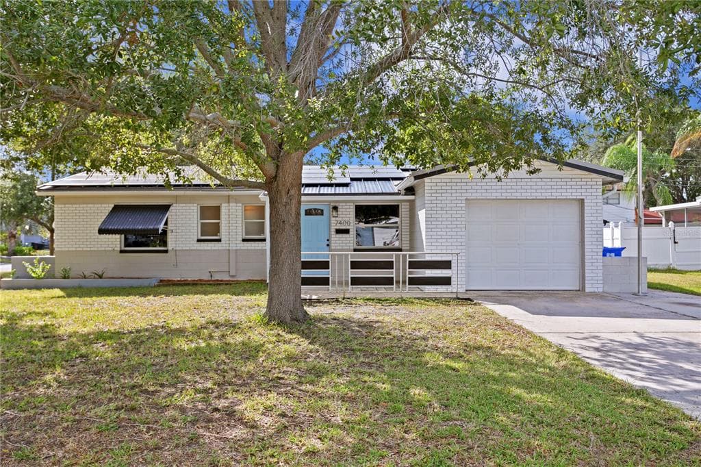 7400 CEDAR STREET NE ST PETERSBURG, FL 33702
