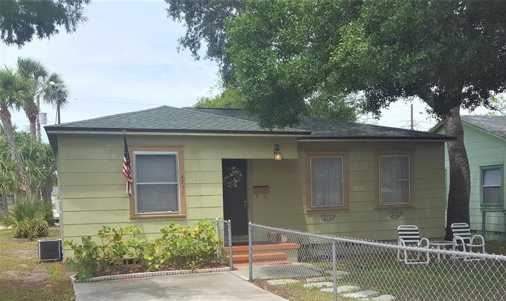 4721 6TH AVENUE S ST PETERSBURG, FL 33711
