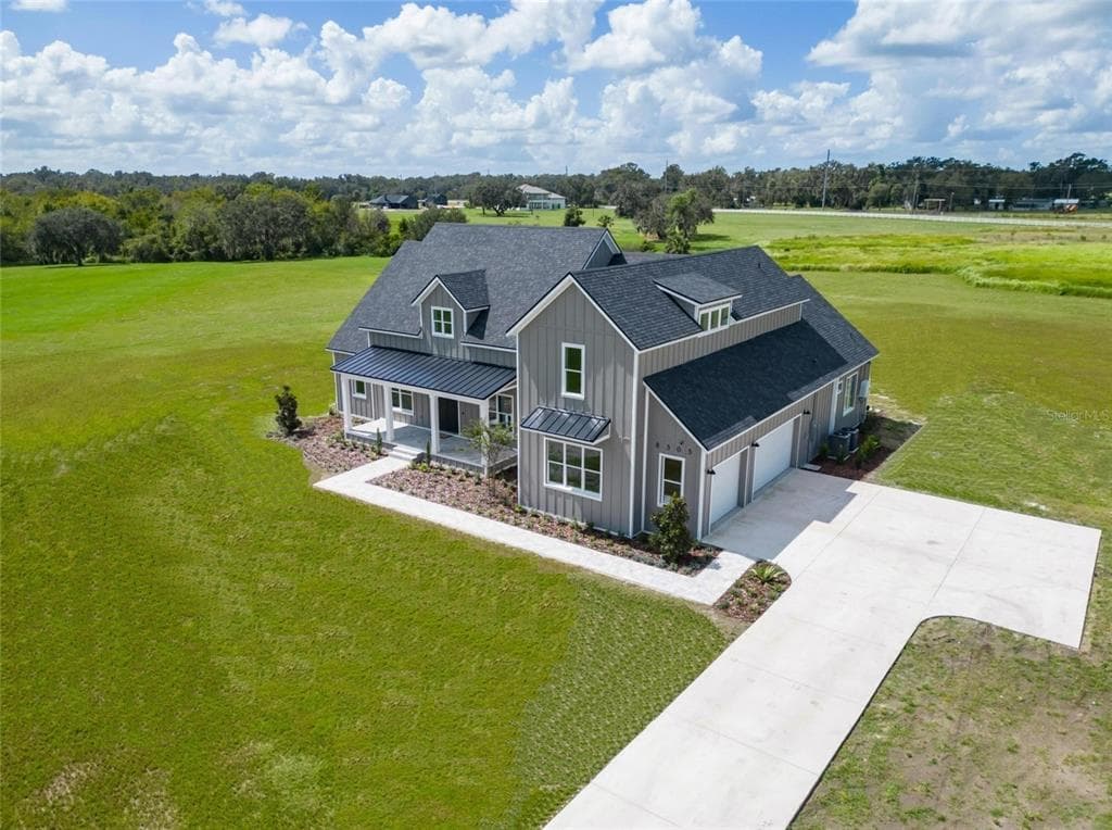 8505 ALAFIA HILLS DRIVE PLANT CITY, FL 33567