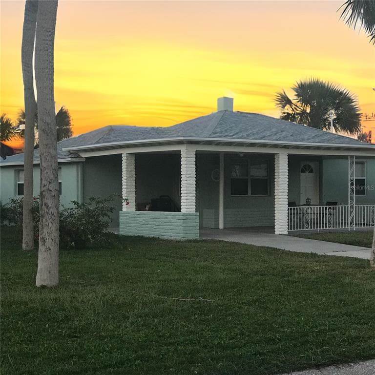 152 44TH AVENUE ST PETE BEACH, FL 33706