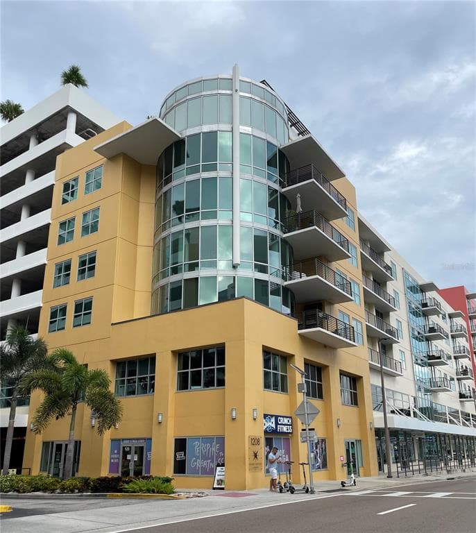 1120 E KENNEDY BOULEVARD UNIT 512 TAMPA, FL 33602
