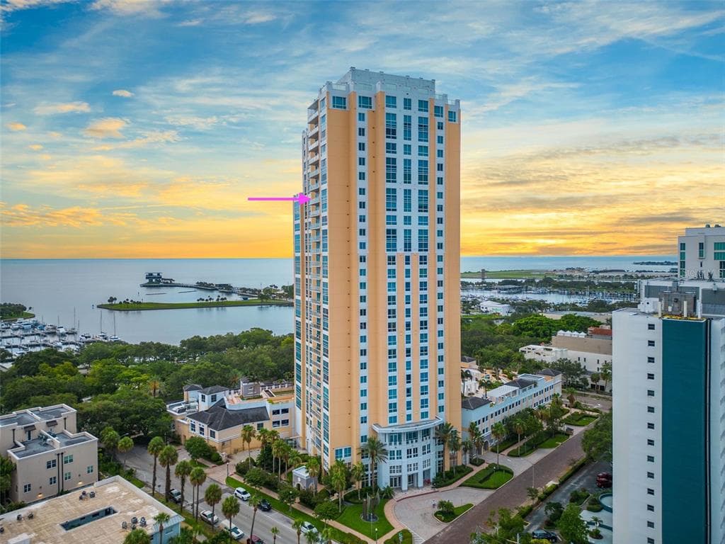 400 BEACH DRIVE NE UNIT 2201 ST PETERSBURG, FL 33701