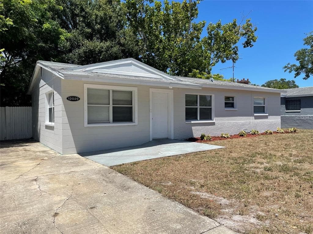 12029 134TH PLACE SEMINOLE, FL 33778