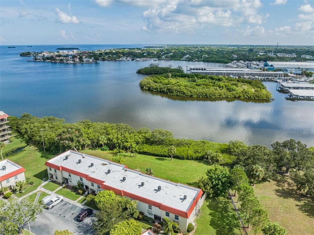 2700 BAYSHORE BOULEVARD UNIT 532