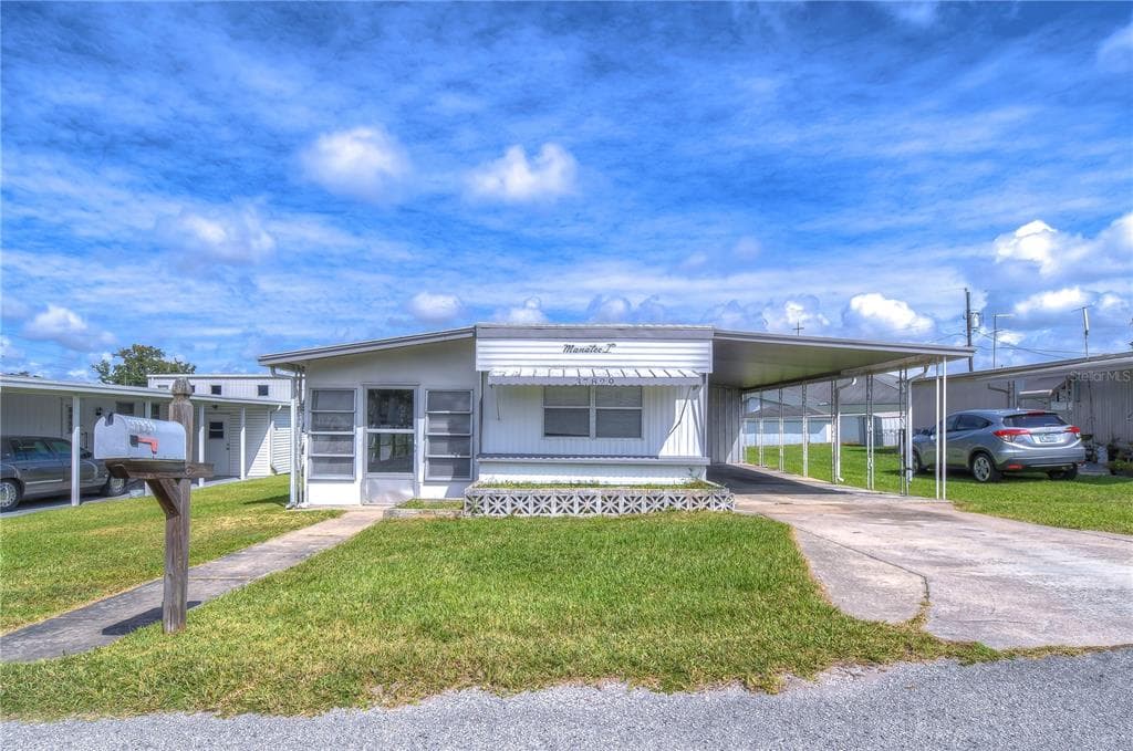 37829 NEWAL AVENUE ZEPHYRHILLS, FL 33542