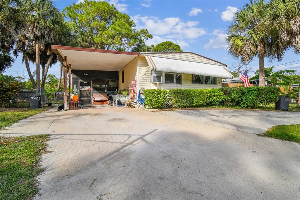 6503 RUTH DRIVE PORT RICHEY, FL 34668