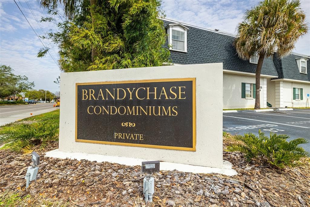4325 AEGEAN DRIVE UNIT 148B TAMPA, FL 33611