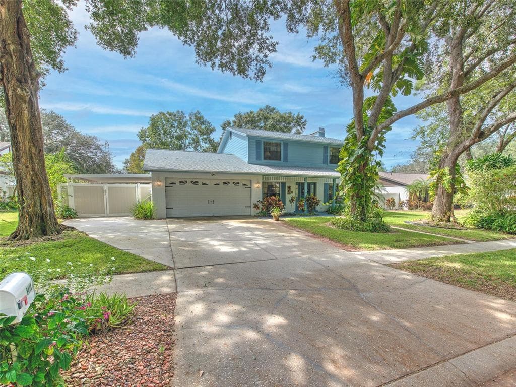 9410 ALANBROOKE STREET TAMPA, FL 33637