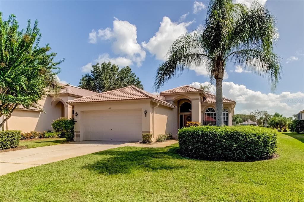 1181 LINDENWOOD DRIVE TARPON SPRINGS, FL 34688