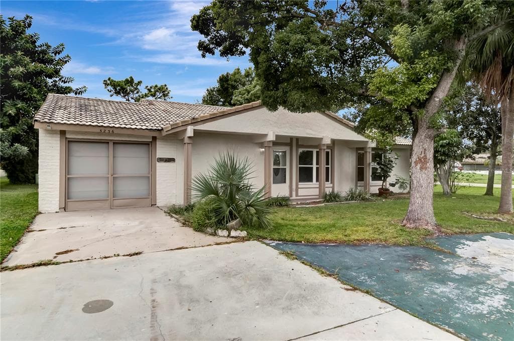 5236 GATEWAY AVENUE ORLANDO, FL 32821