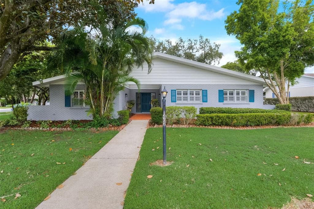 1402 MOCKINGBIRD LANE LAKELAND, FL 33801