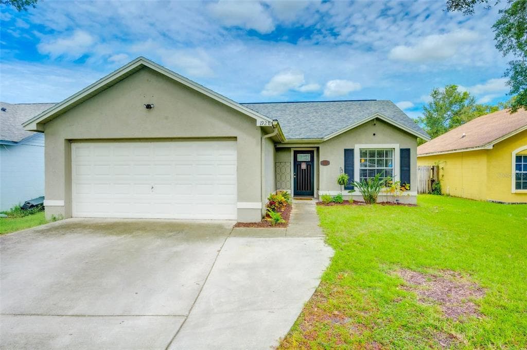 1928 SARAH LOUISE DRIVE BRANDON, FL 33510