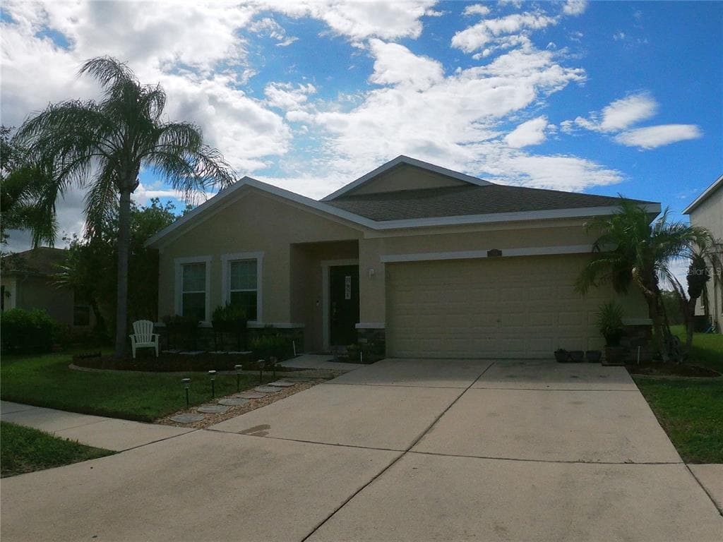 548 19TH STREET NW RUSKIN, FL 33570