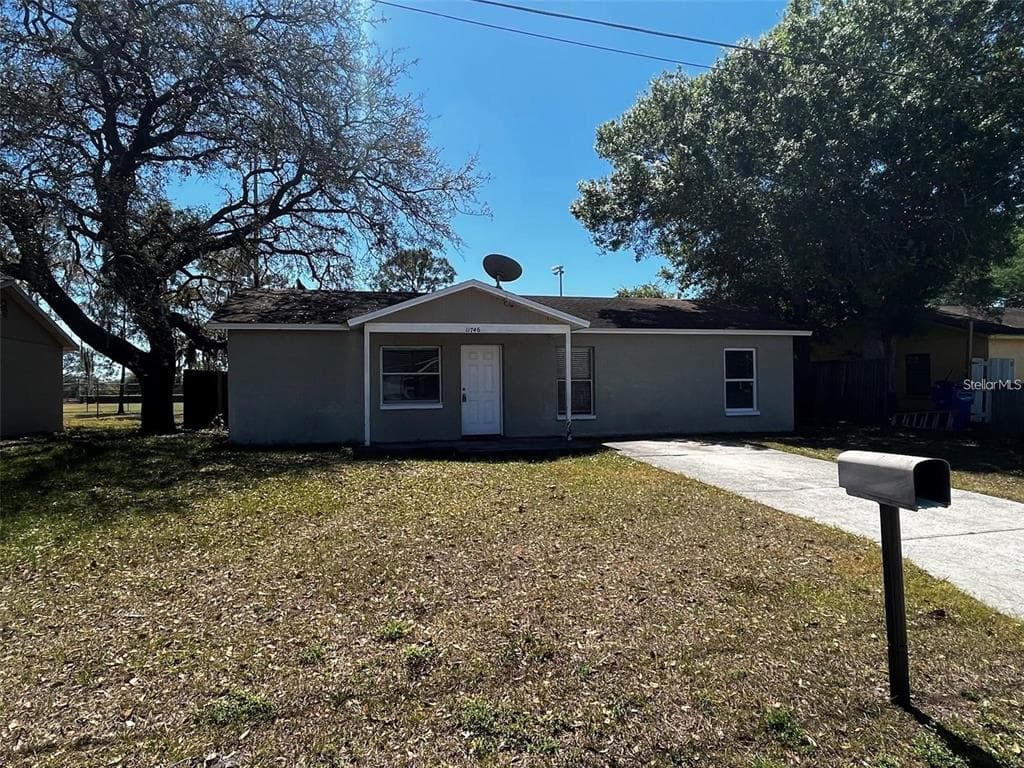 11746 126TH TERRACE SEMINOLE, FL 33778