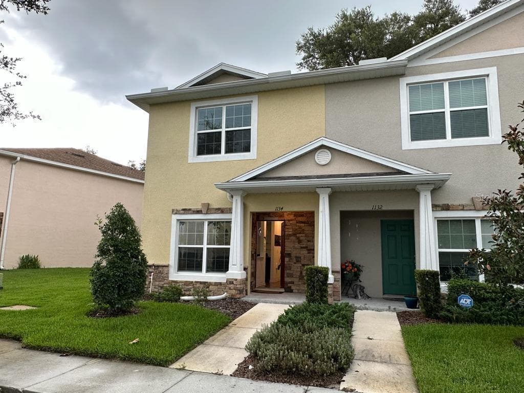 1134 HILLHURST DRIVE WESLEY CHAPEL, FL 33543