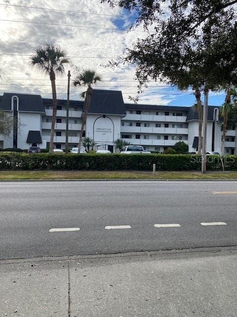1200 37TH STREET N UNIT 206 ST PETERSBURG, FL 33713