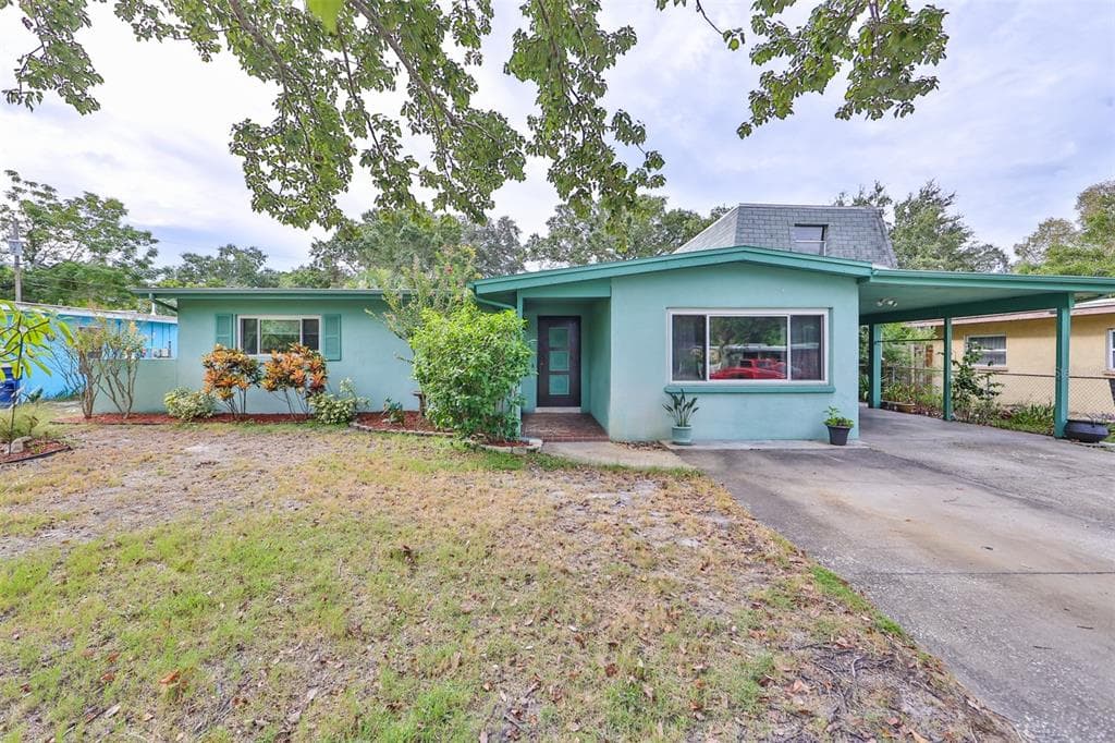 1601 LOGAN STREET CLEARWATER, FL 33755