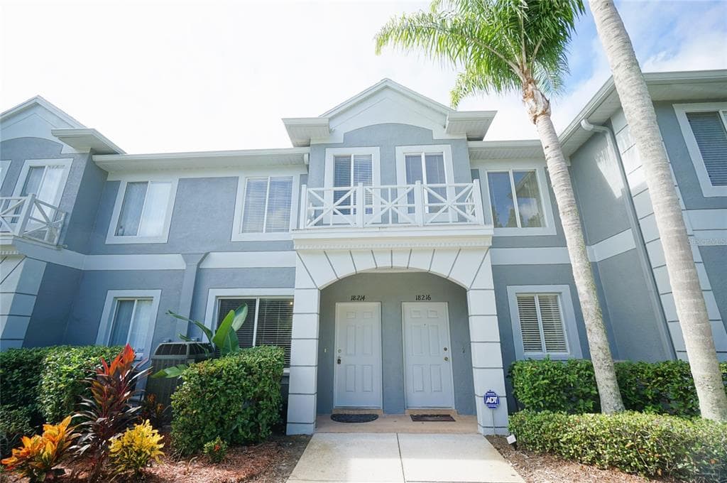 18214 PARADISE POINT DRIVE TAMPA, FL 33647