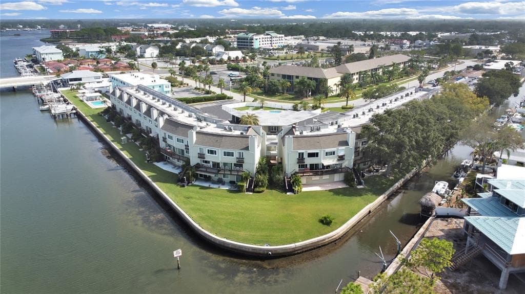 433 S PAULA DRIVE UNIT 40 DUNEDIN, FL 34698