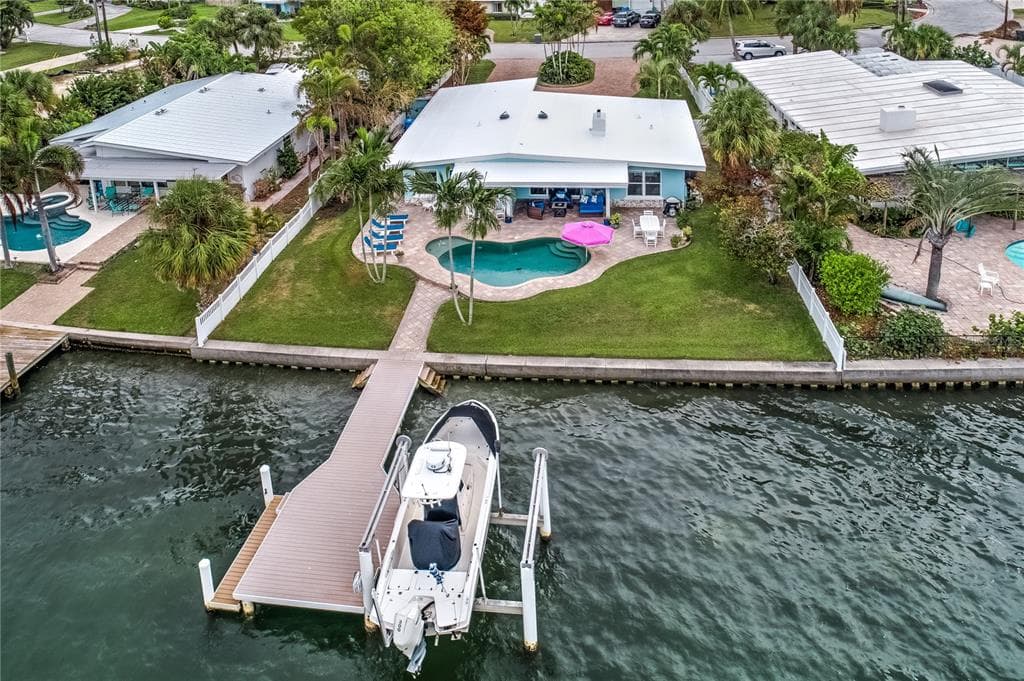 45 DOLPHIN DRIVE TREASURE ISLAND, FL 33706