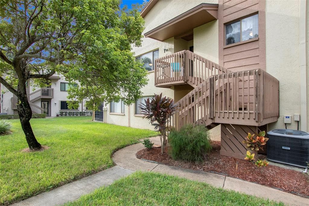 8404 BUNKER LANE UNIT C HUDSON, FL 34667