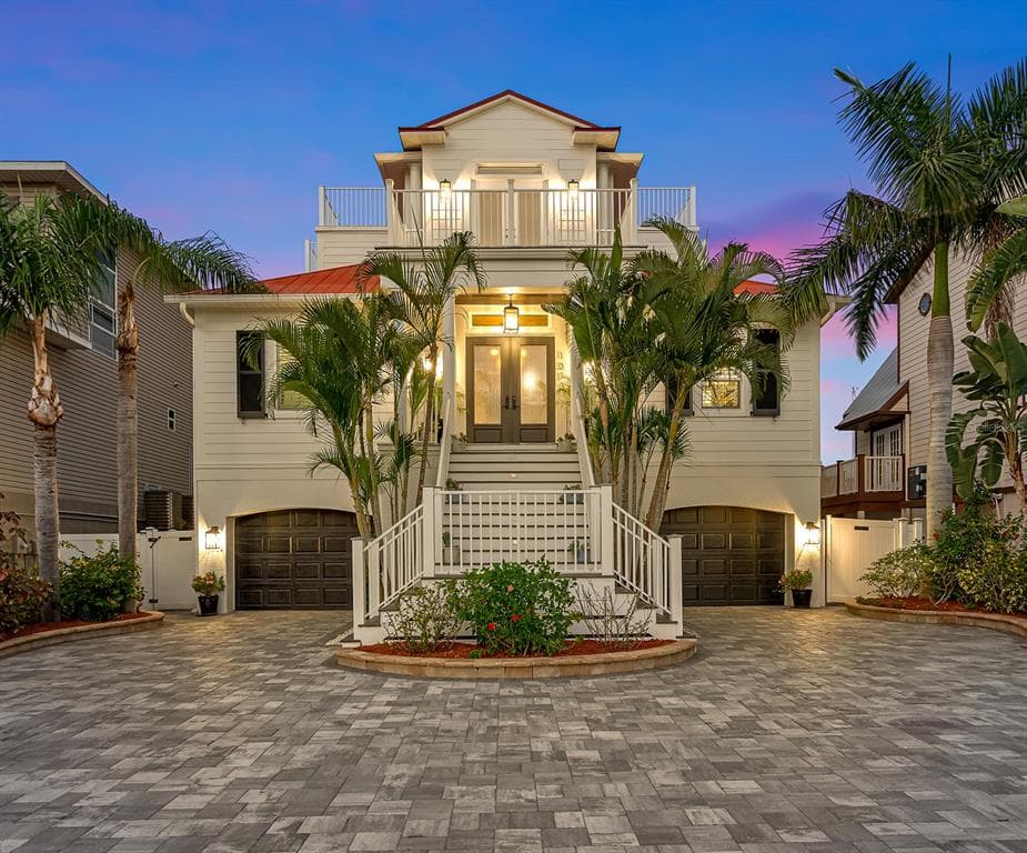 1313 APOLLO BEACH BOULEVARD APOLLO BEACH, FL 33572