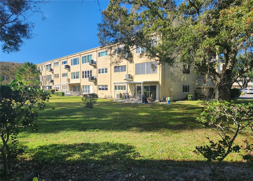 2100 WORLD PARKWAY BOULEVARD UNIT 26 CLEARWATER, FL 33763