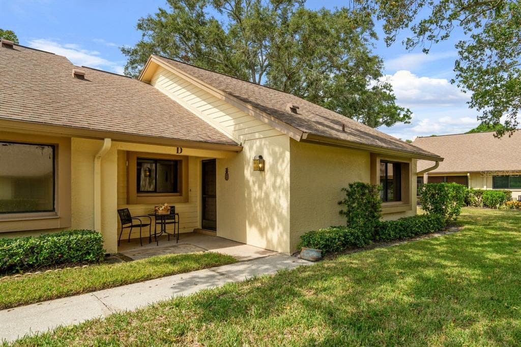 2567 OAKLEAF LANE UNIT 41D CLEARWATER, FL 33763